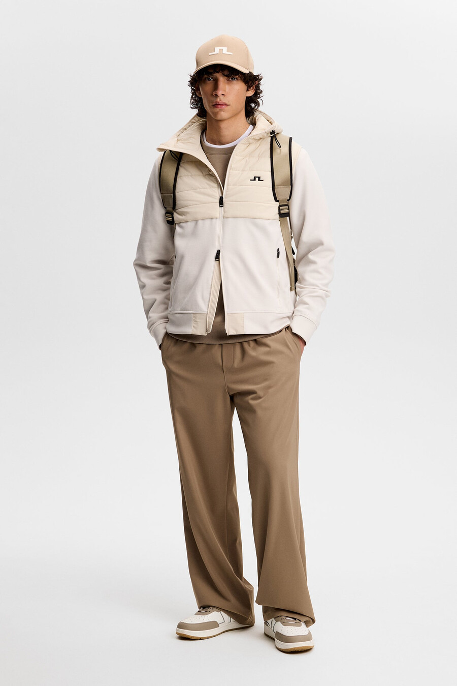 chaqueta con capucha híbrida gage