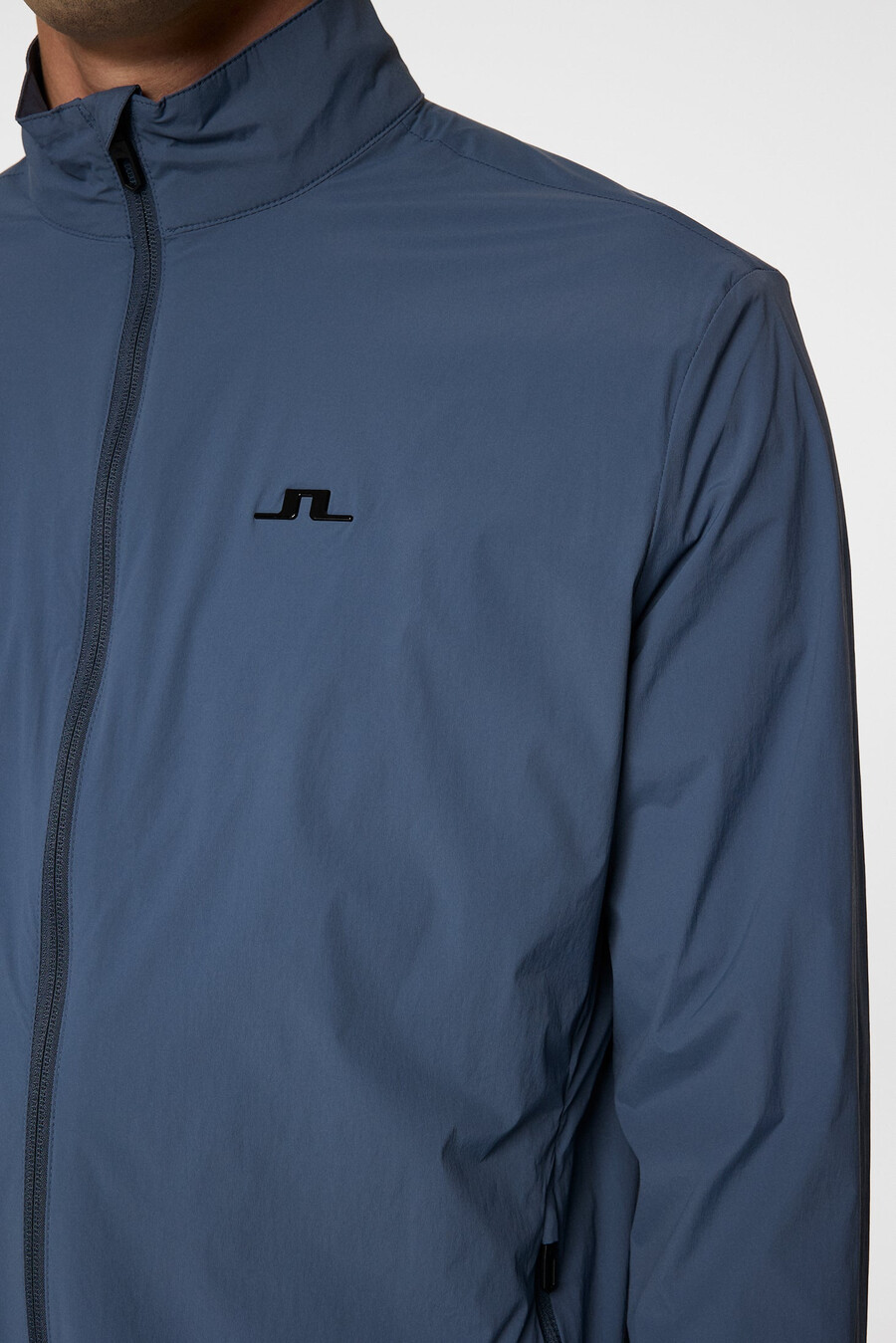 chaqueta ligera plegable ash