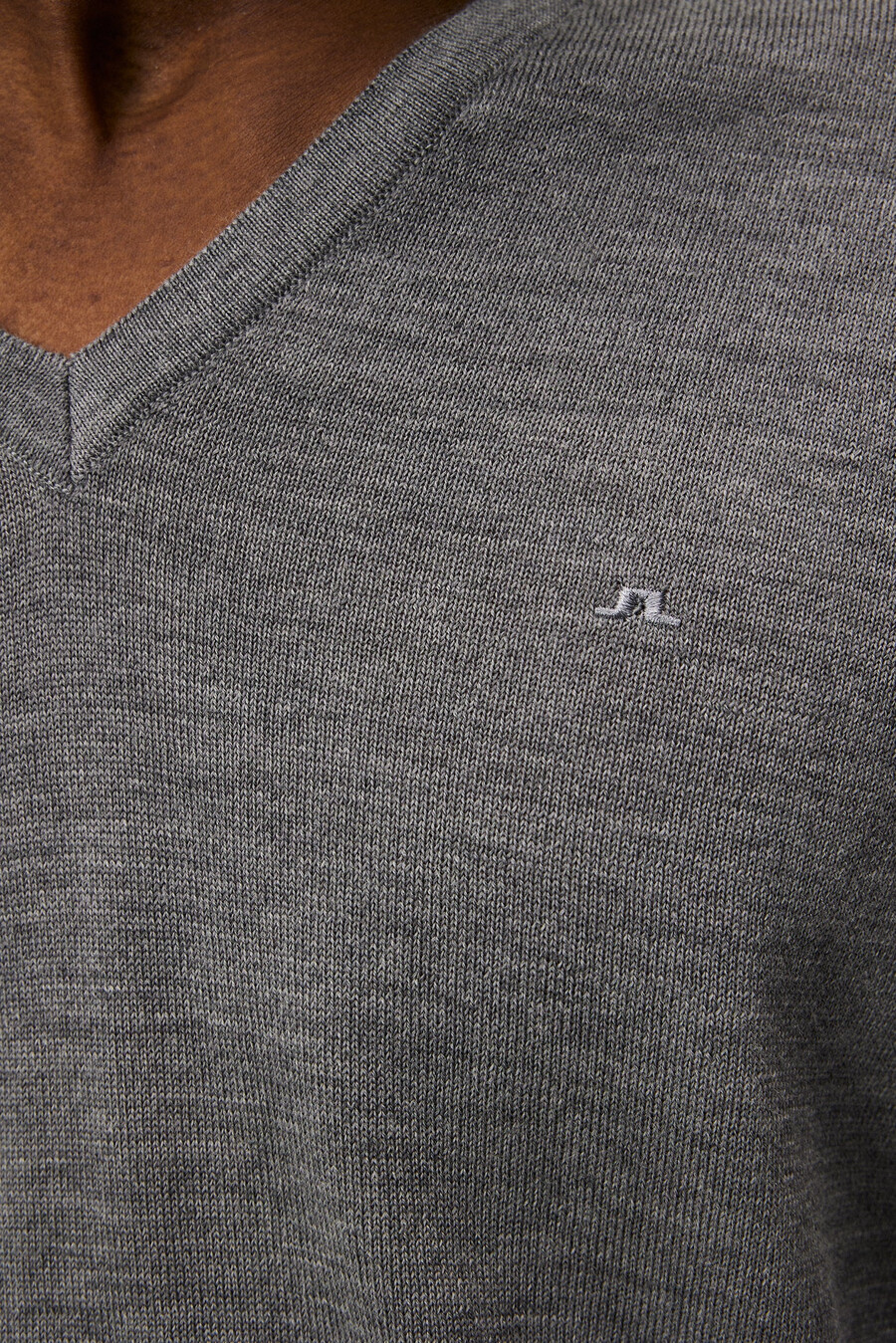 suéter de cuello en v de merino lymann