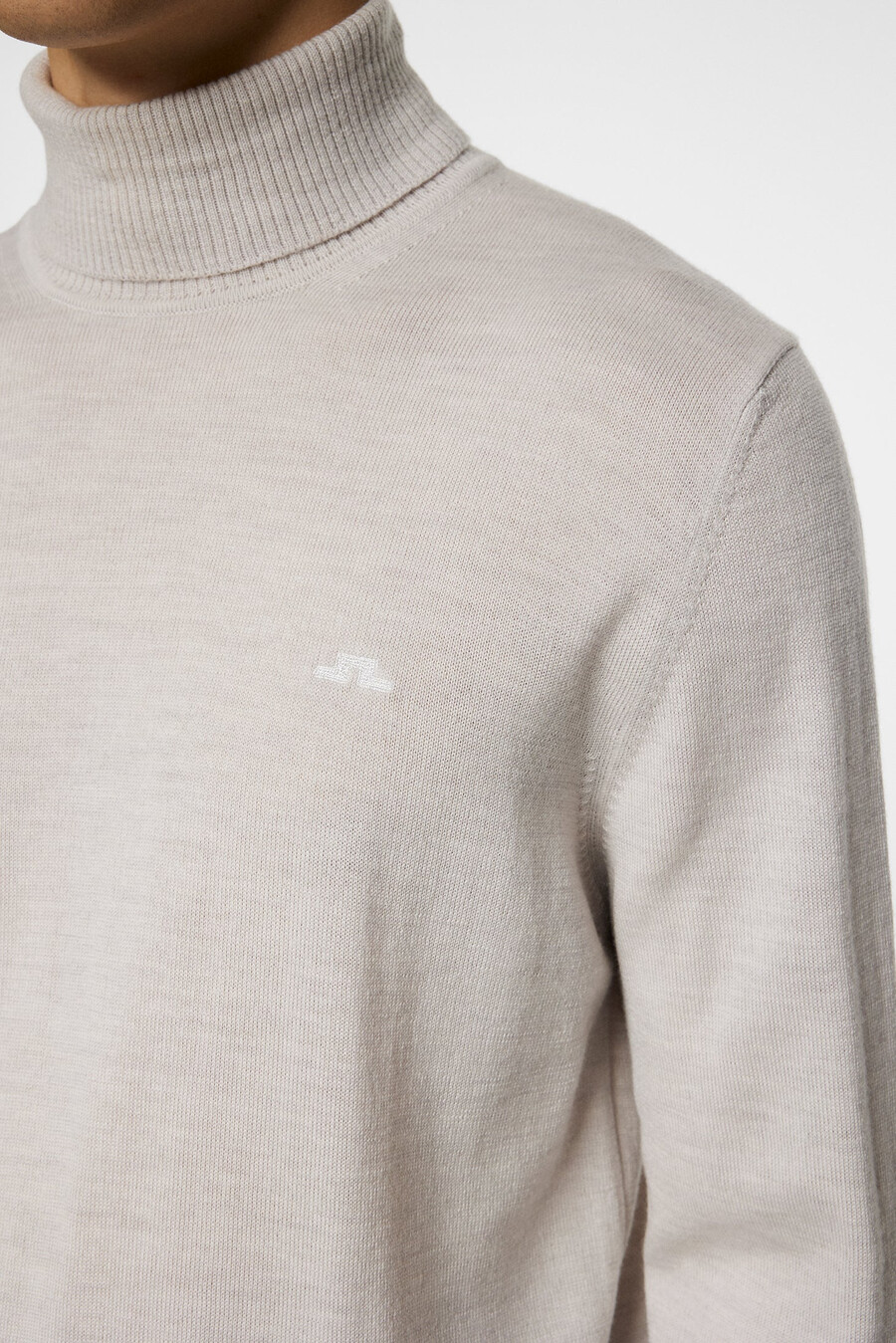 cuello alto de merino kaden