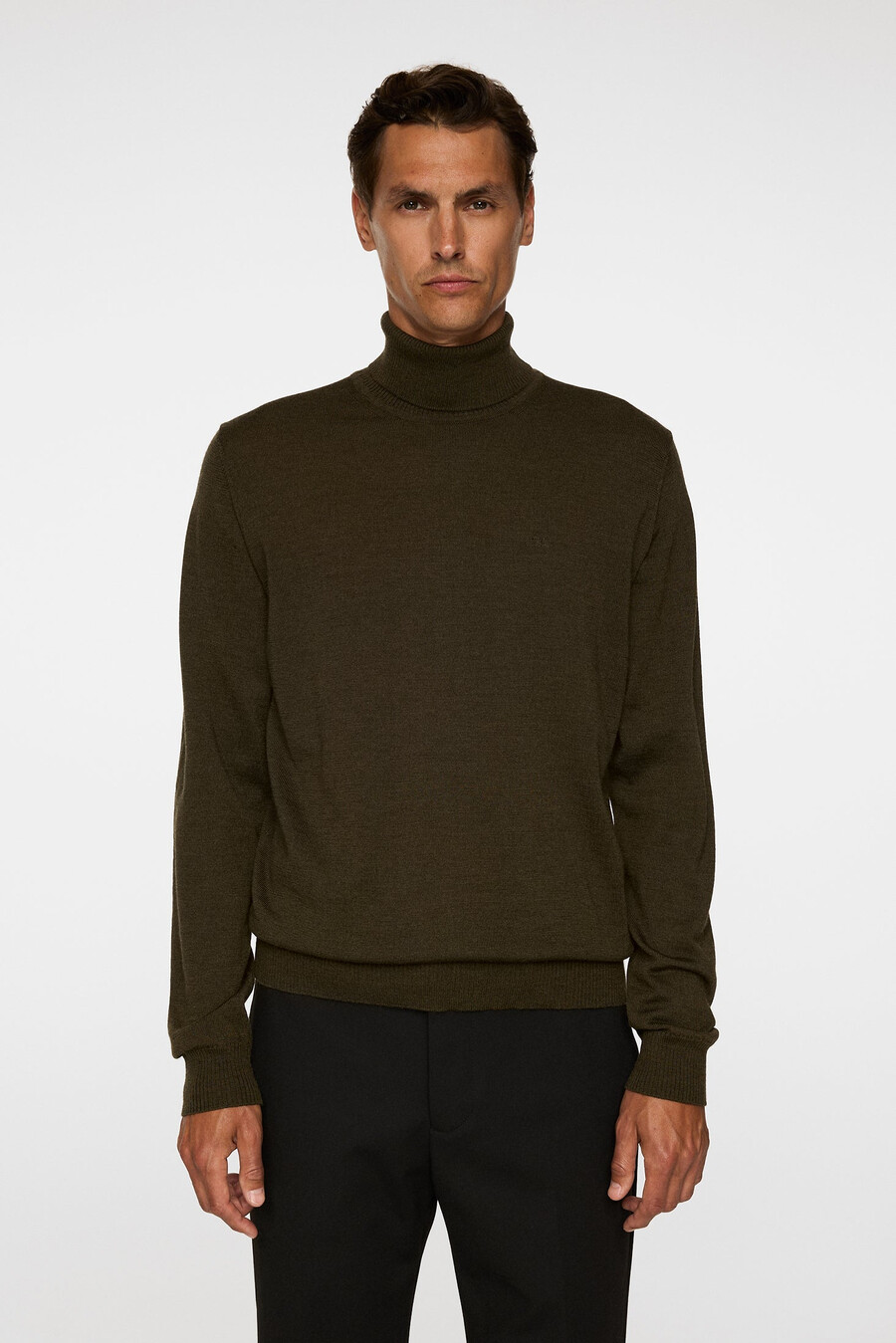 cuello alto de merino kaden
