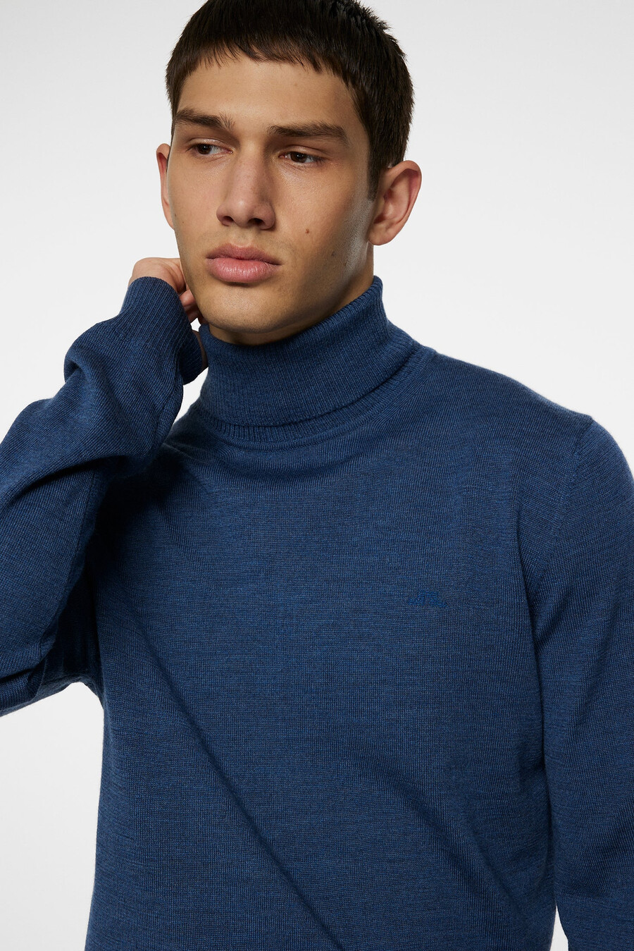 cuello alto de merino kaden