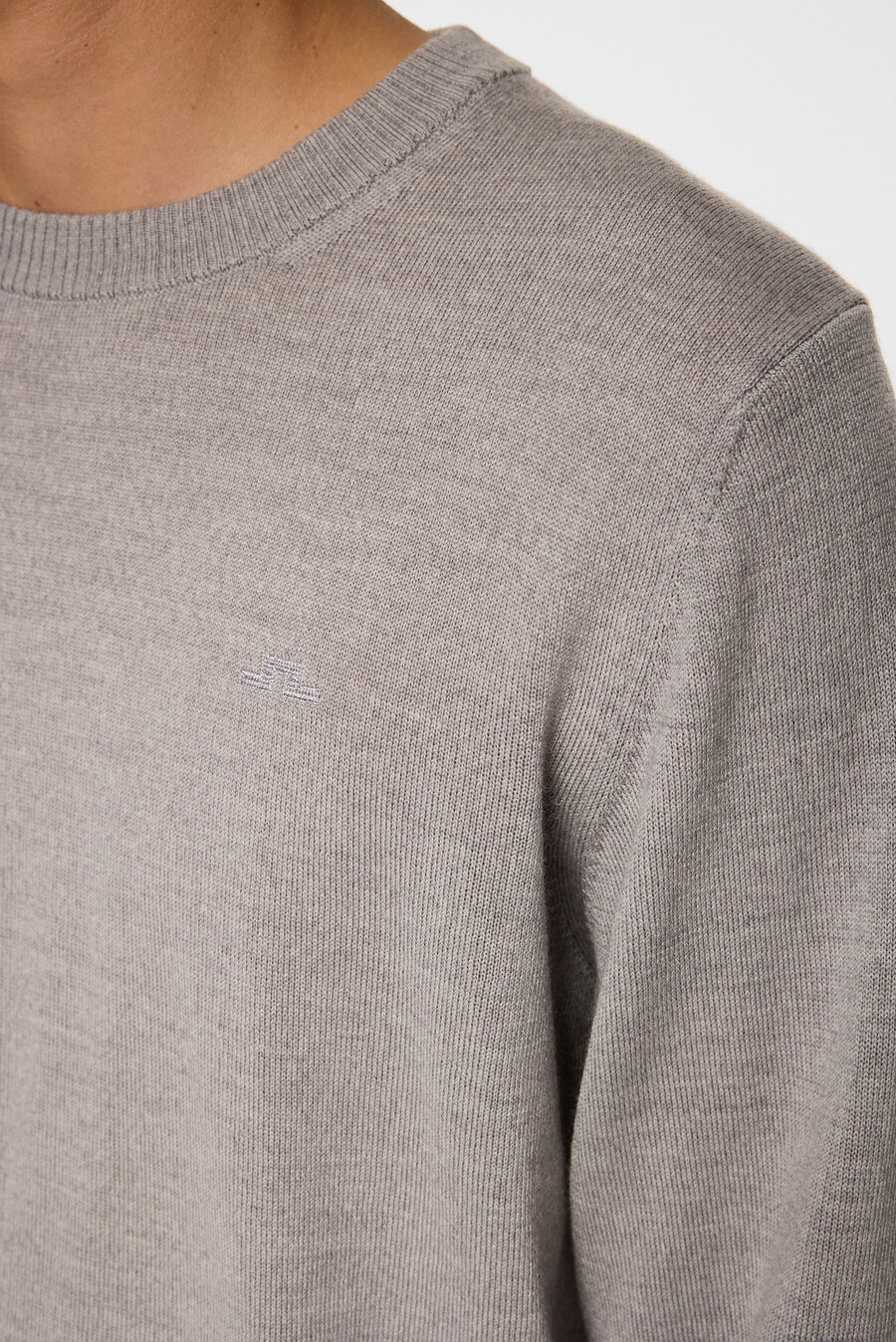 cuello redondo de merino keane