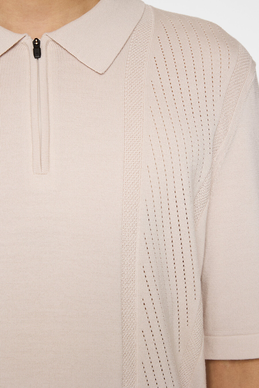 polo de punto con cremallera y estructura remy