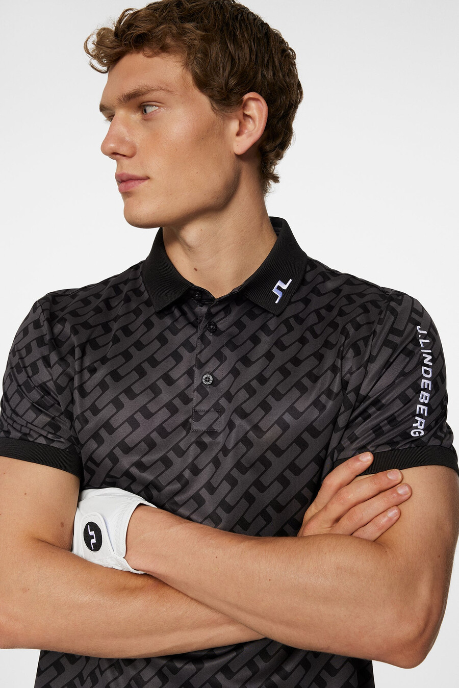 polo con estampado técnico tour