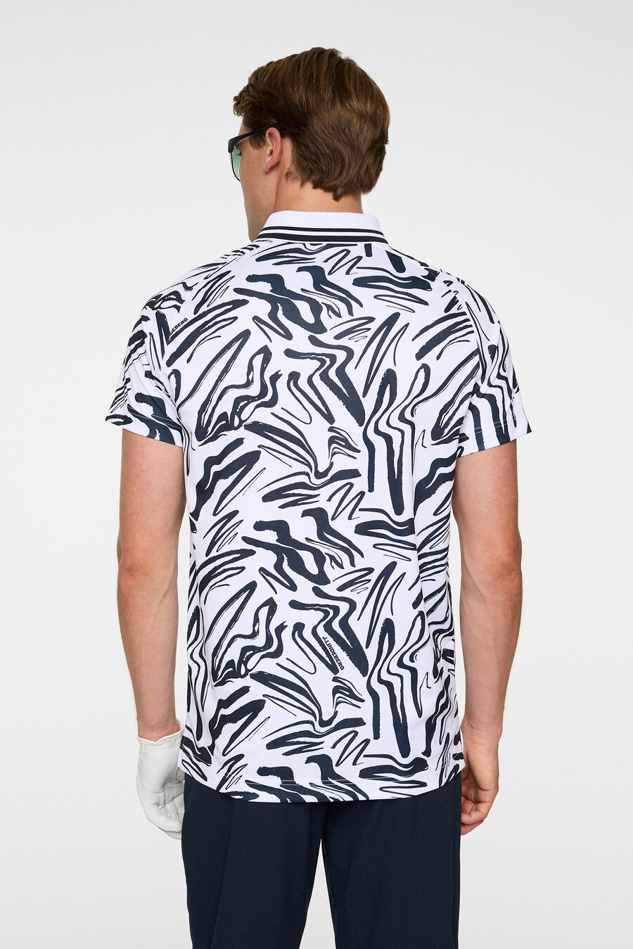 polo con estampado de george