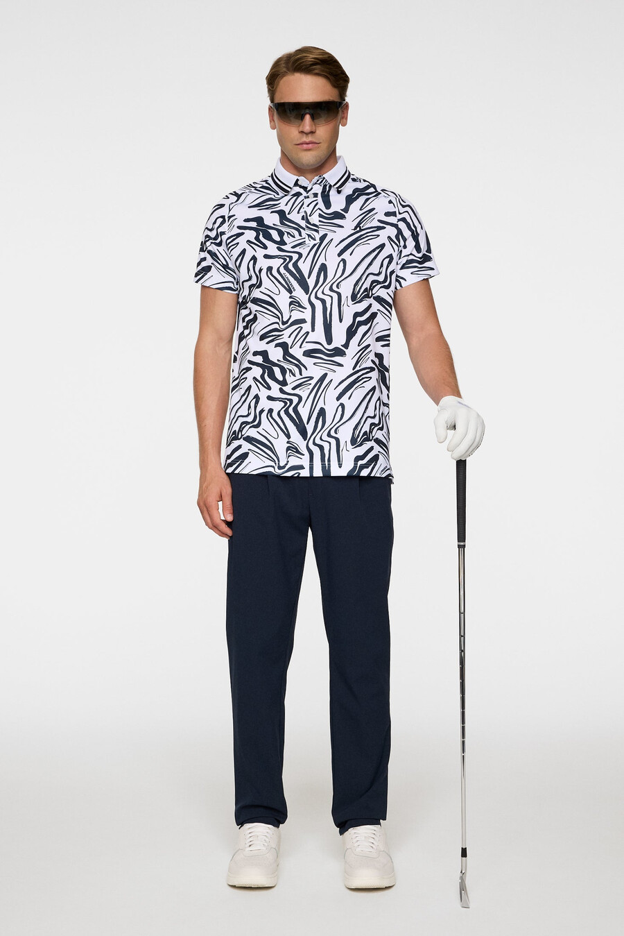 polo con estampado de george