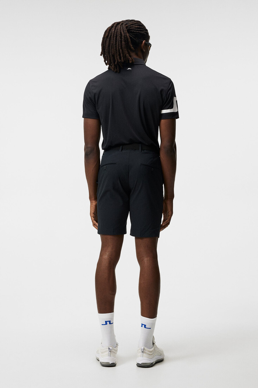 pantalones cortos de golf ajustados y ventilados