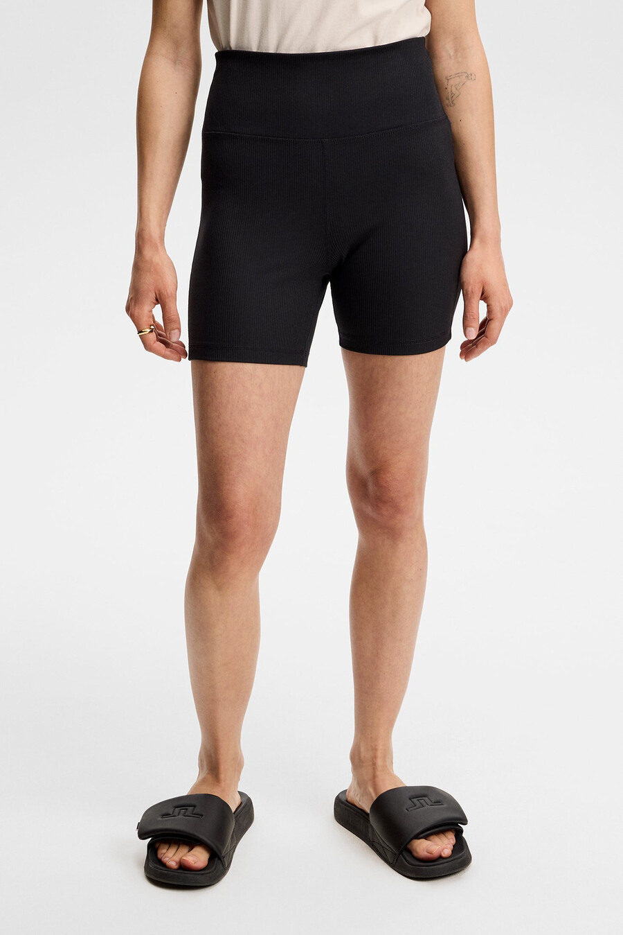 pantalones cortos de ciclista elisa