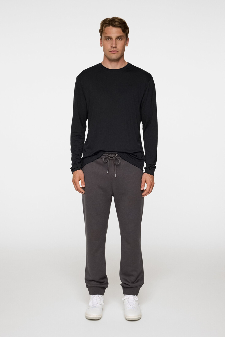 pantalón deportivo alpha