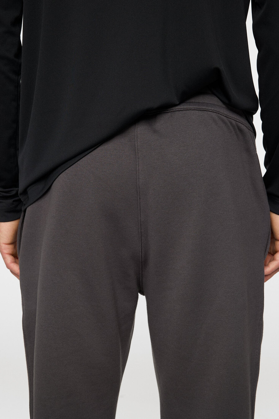 pantalón deportivo alpha