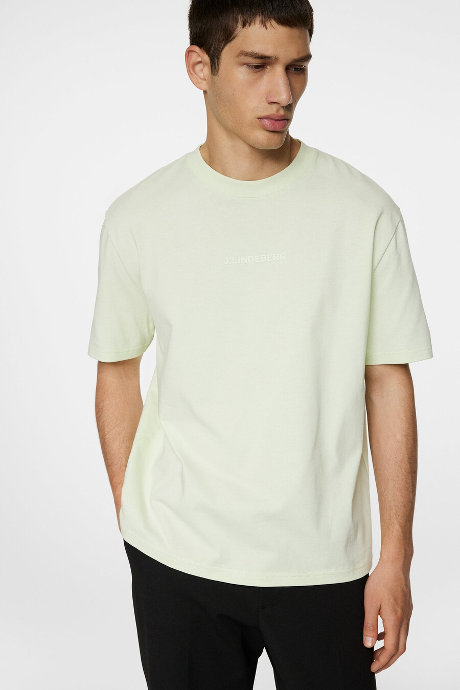 camiseta con el logotipo pesado de hale