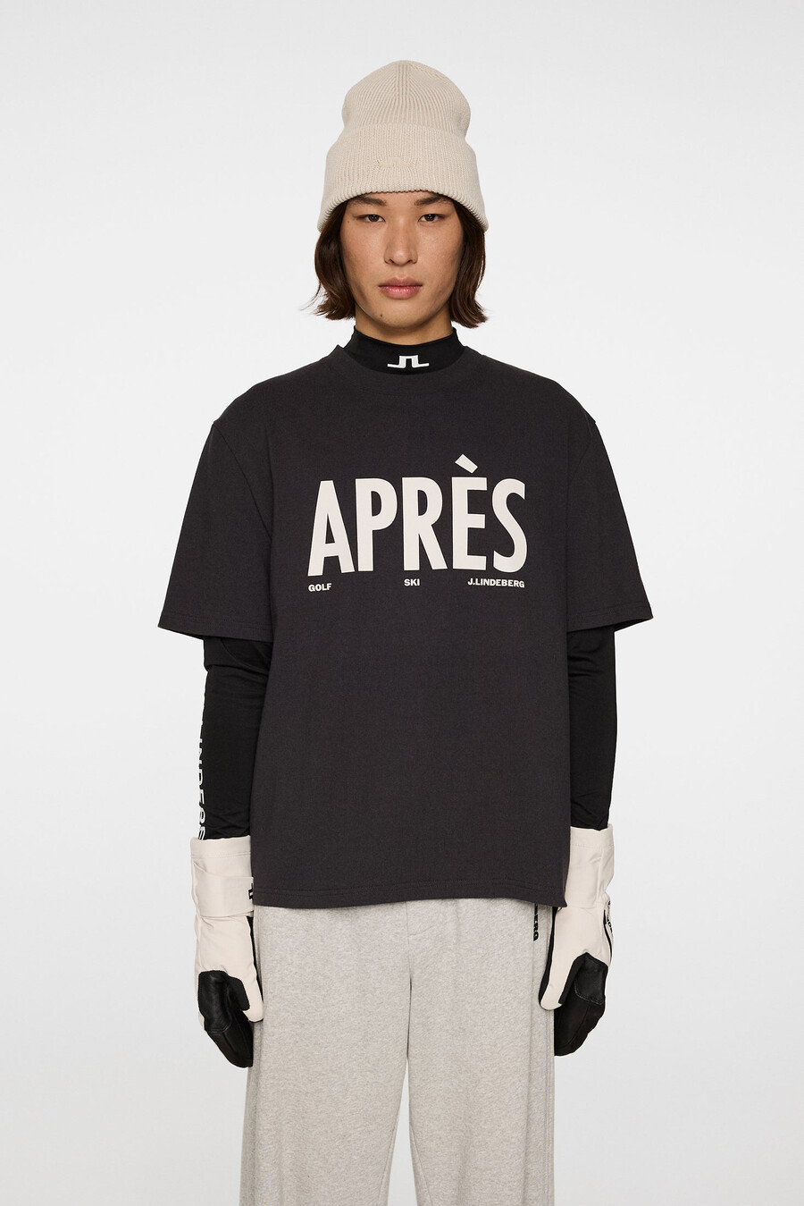 camiseta con el logotipo de temporada de hale