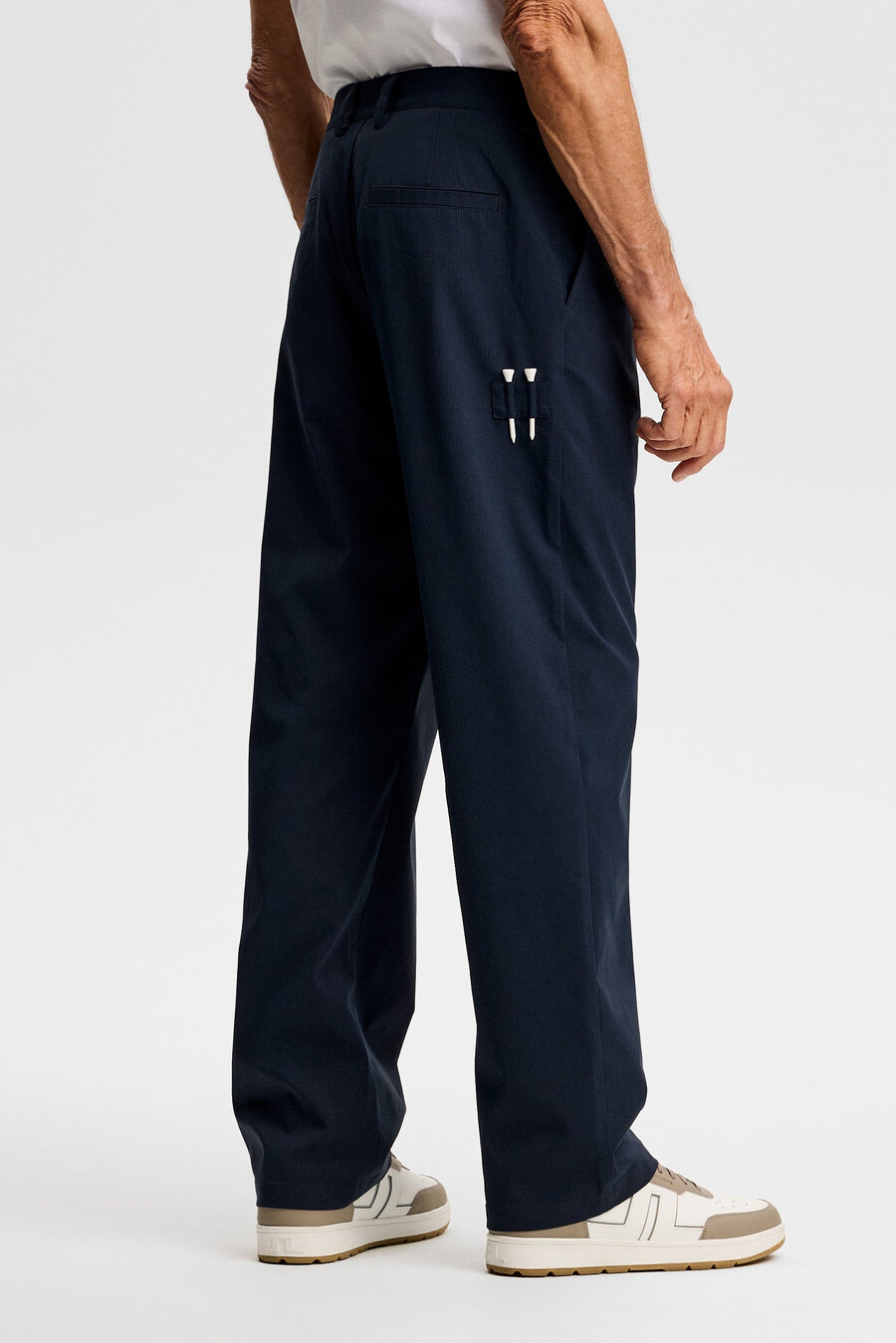 pantalones rectos con abertura devyn