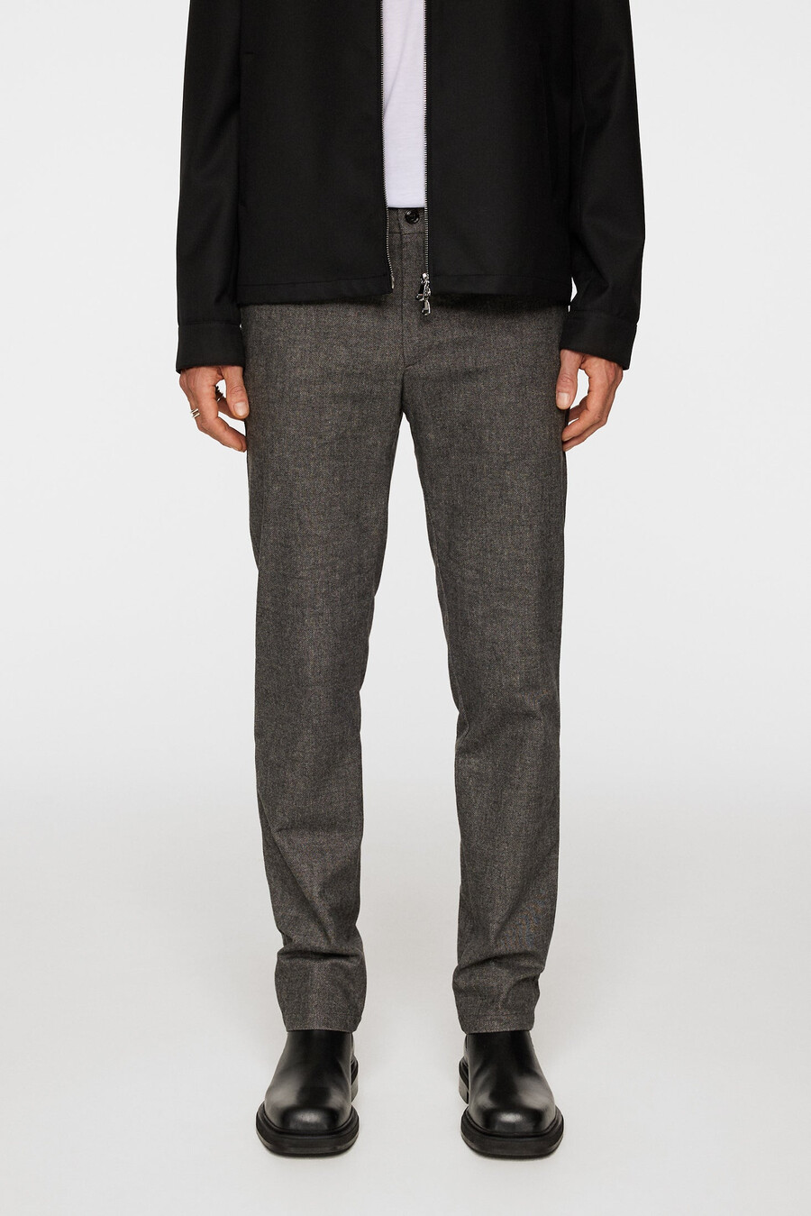 pantalones con microestampado ched